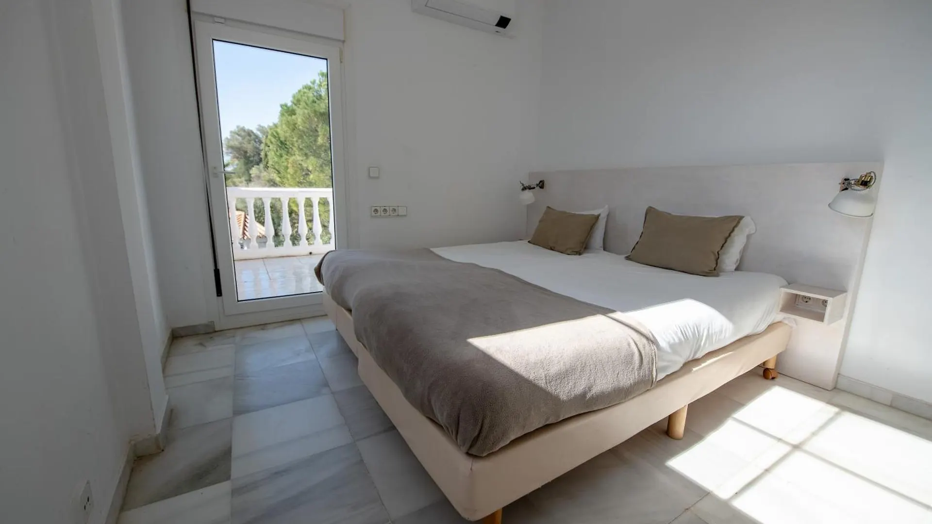 Gran Villa Con Vistas Al Mar Y Piscina Privada Malaga Spain