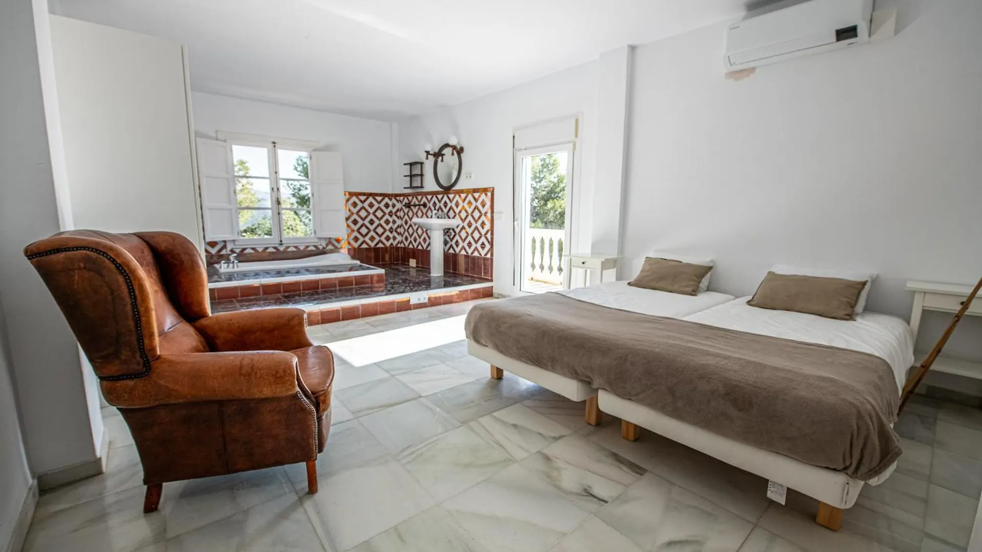 Gran Villa Con Vistas Al Mar Y Piscina Privada Malaga