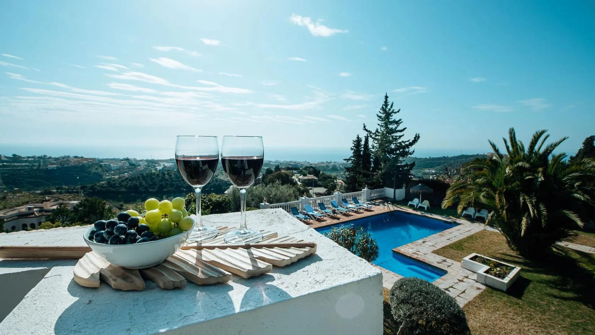 Gran Villa Con Vistas Al Mar Y Piscina Privada Malaga 0*,