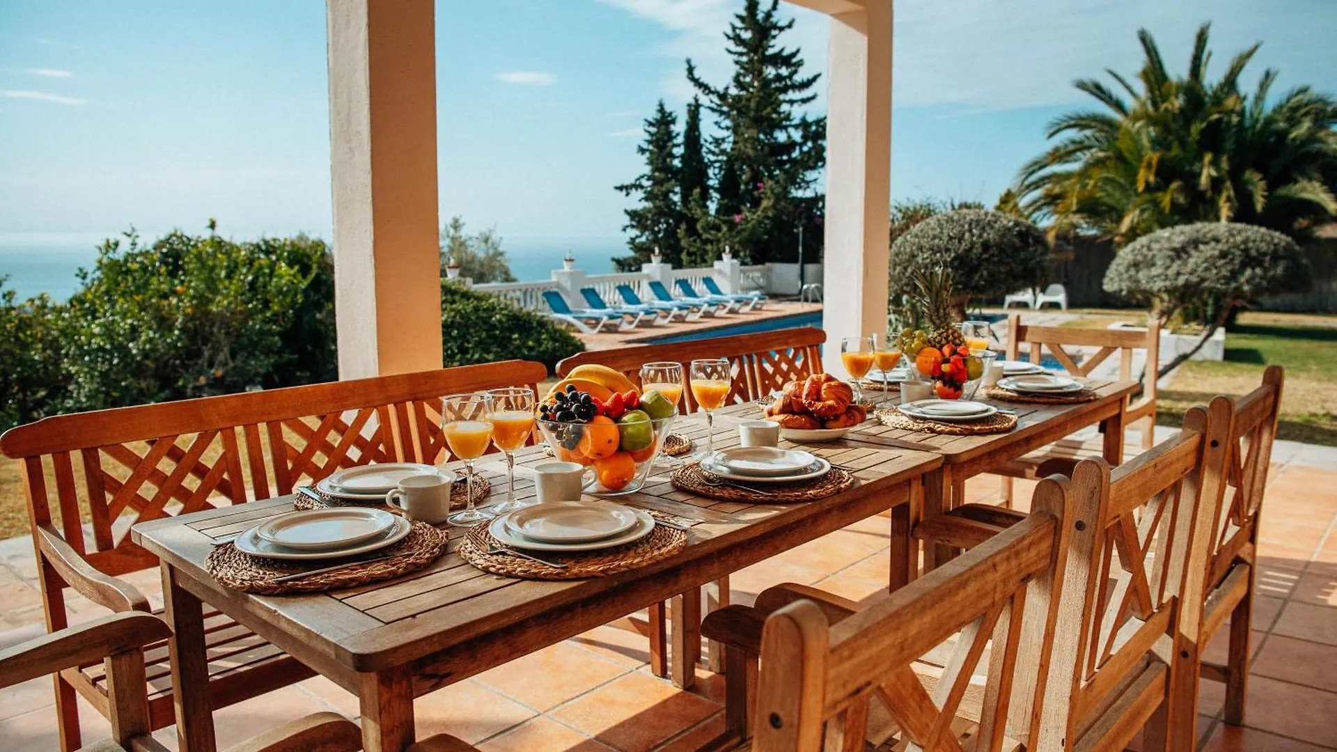 Gran Villa Con Vistas Al Mar Y Piscina Privada Malaga